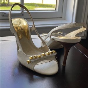 Michael cores open toe sandal heel